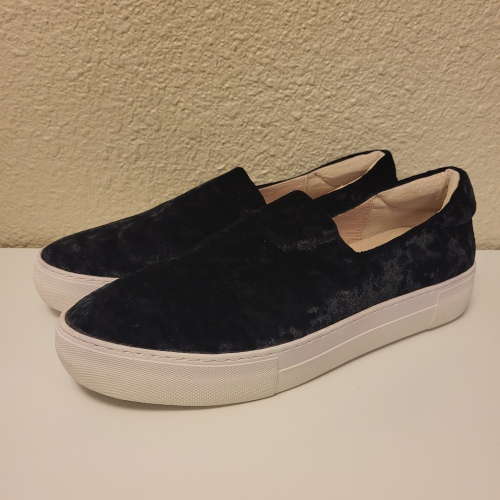 J/SLIDES Black Velvet Slip On Shoe Size 10